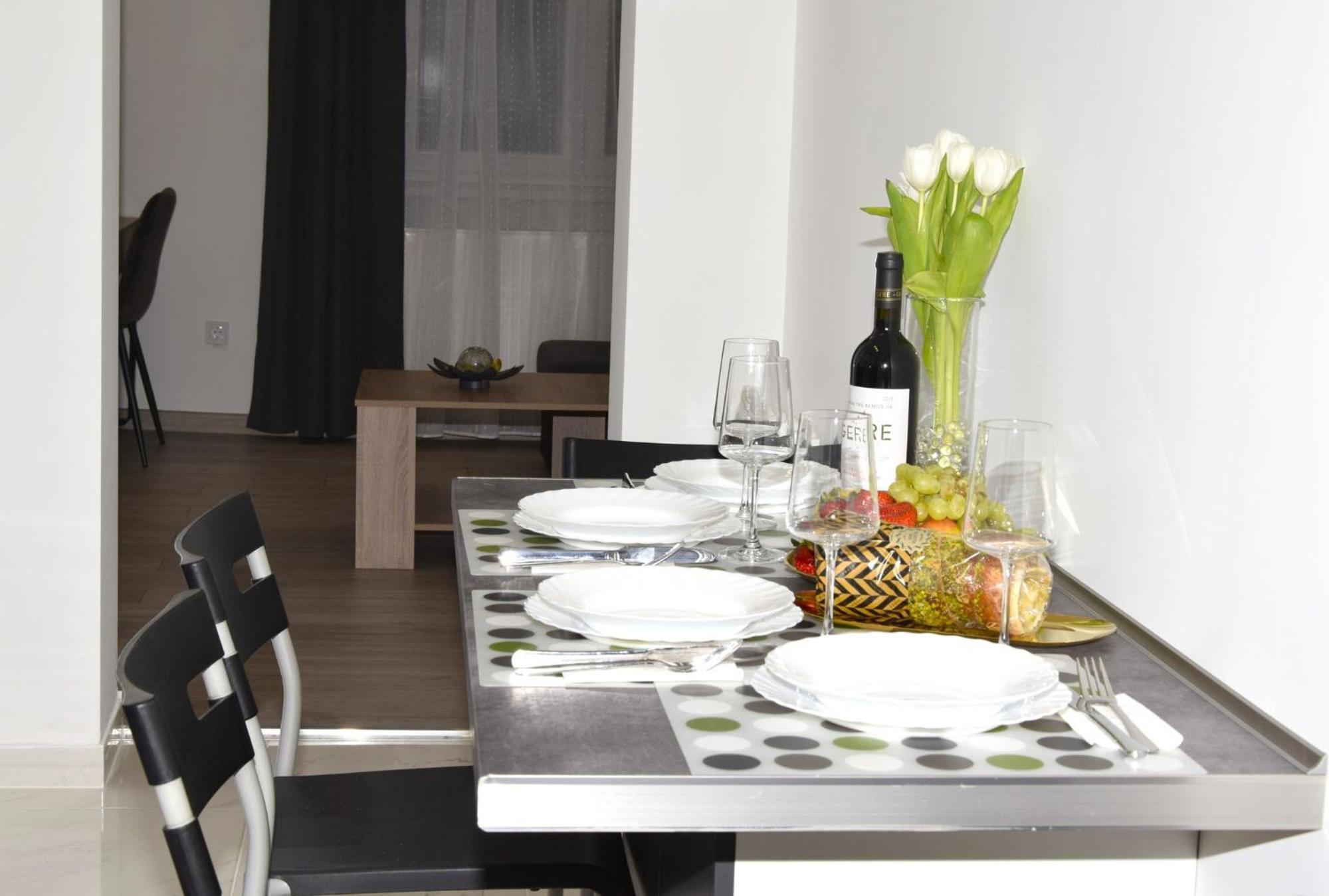 Eria Apartment - City Park بودابست المظهر الخارجي الصورة